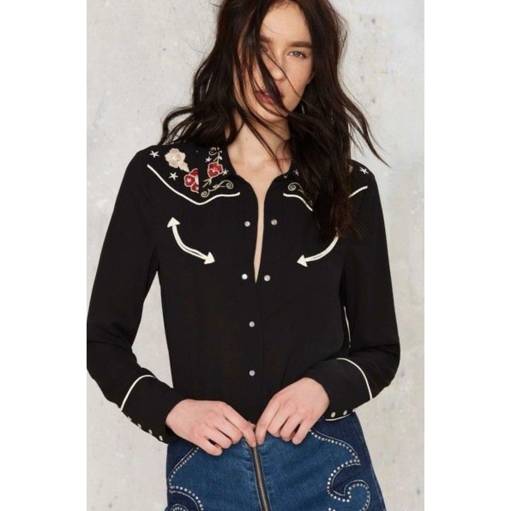 Nasty Gal‎ Blouse Women's XS Black Floral Embroidered Western In The Cahoots